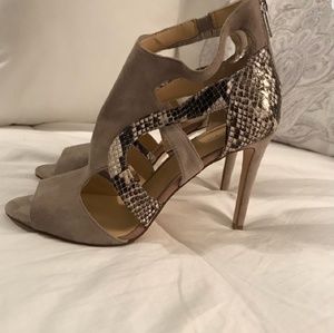 Ivanka trump heels. CLOSET CLEAROUT!